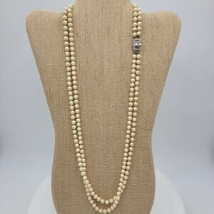 Vintage Womens Double Strand Faux Pearl Necklace 28" Cream Fashion Accessories